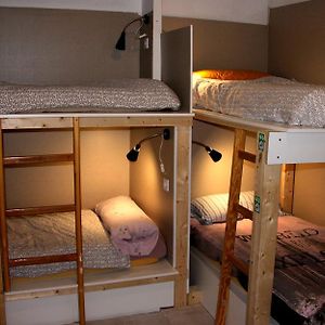 Habitación para Mujeres Compartida